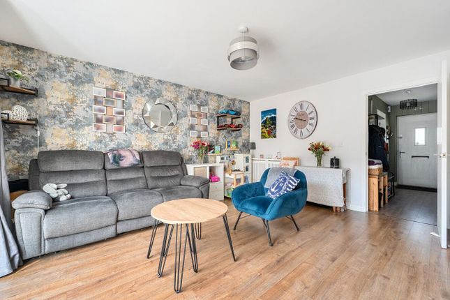 44, Sinclair Drive, Pulborough photo 4