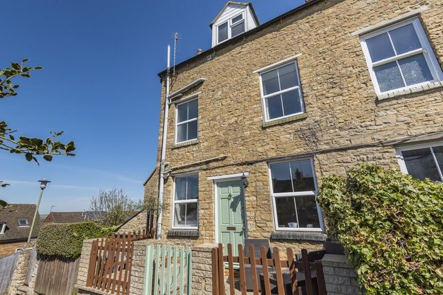 End terrace house to rent in Chipping Norton, Oxfordshire