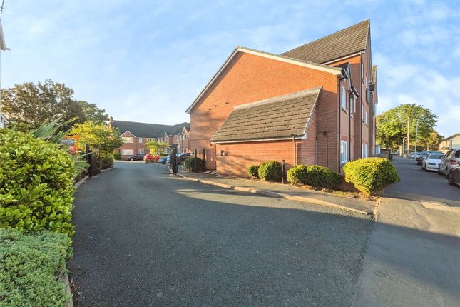 154, Prestwood Road, West Midlands photo 2