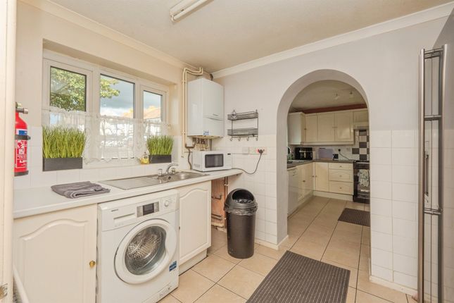 36c, Hillcrest Road, Weymouth photo 4