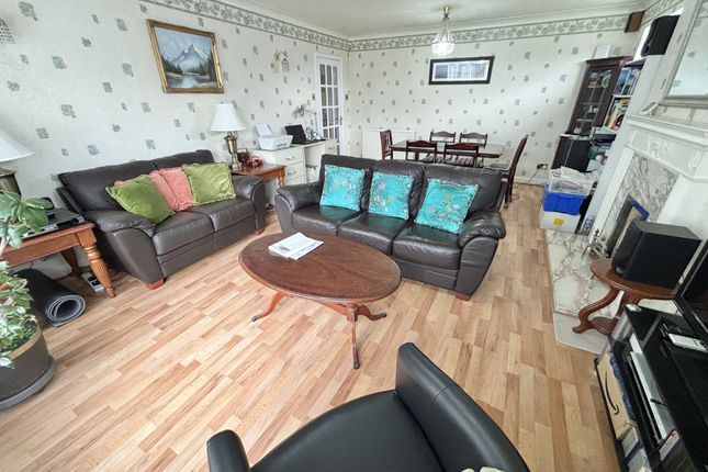 2, Helmsdale Road, South Shore photo 3