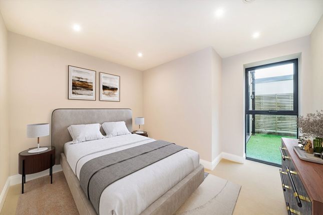 Flat 1, 203-207, Merton Road, South Wimbledon photo 3