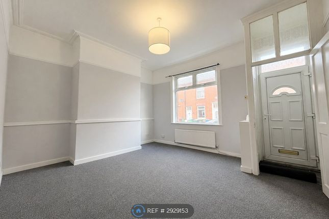 Radclyffe St, Middleton, Manchester photo 2