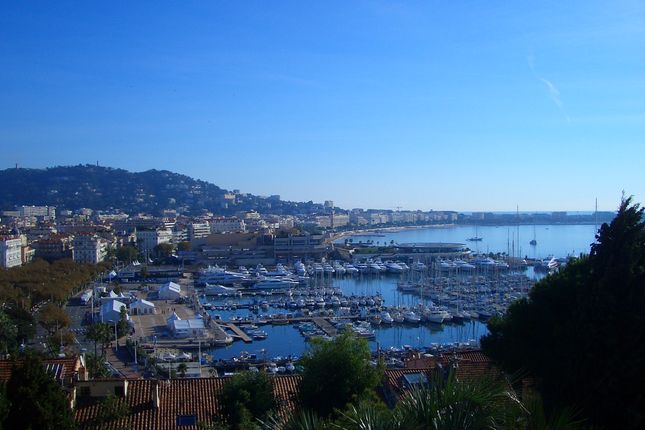 Thumbnail Apartment for sale in Rue Georges Clemenceau, Cannes (Commune), Cannes, Grasse, Alpes-Maritimes, Provence-Alpes-Côte D'azur, France