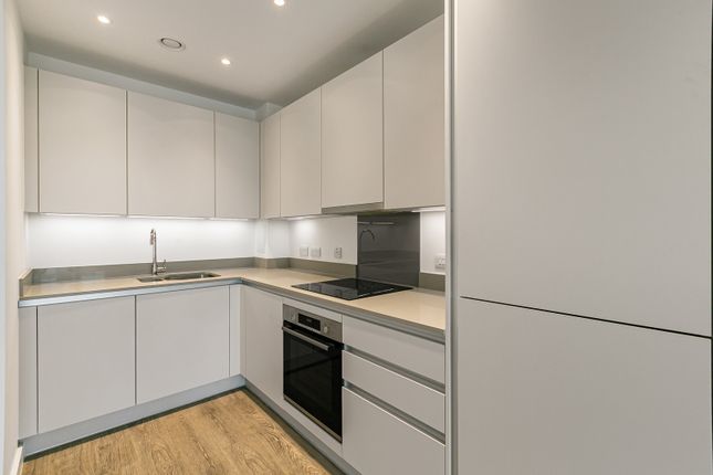 Flat 28, Ranton House, 1A, Commerce Road, Brentford photo 3