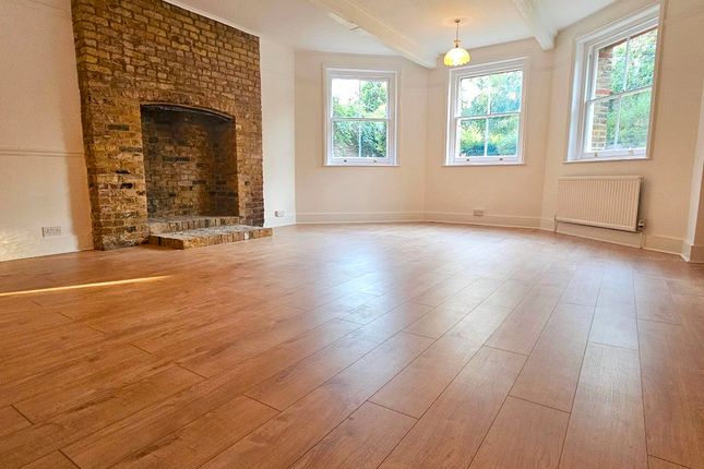 Flat 1, twickenham photo 2