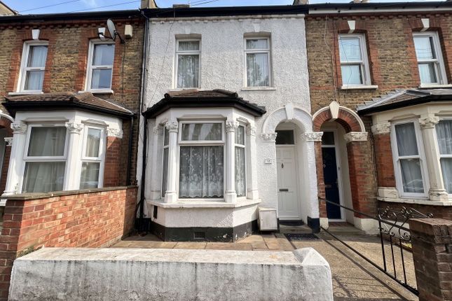 10, Abbots Road, London photo 2