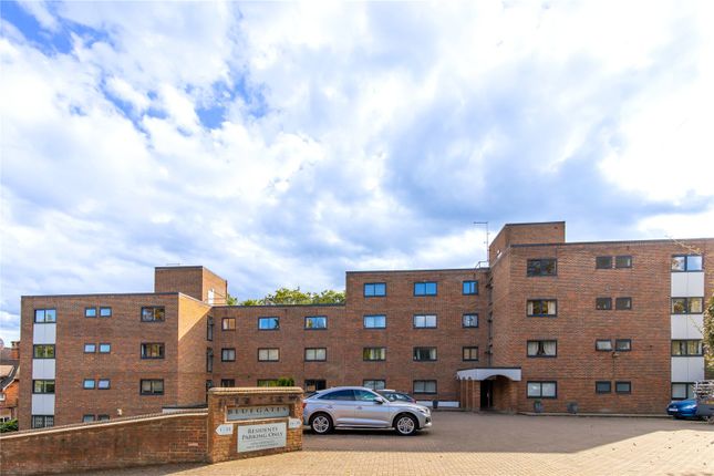 2-bed flat on Flat 14, Blue Gates, 4, Belvedere Drive, Wimbledon, £680,000