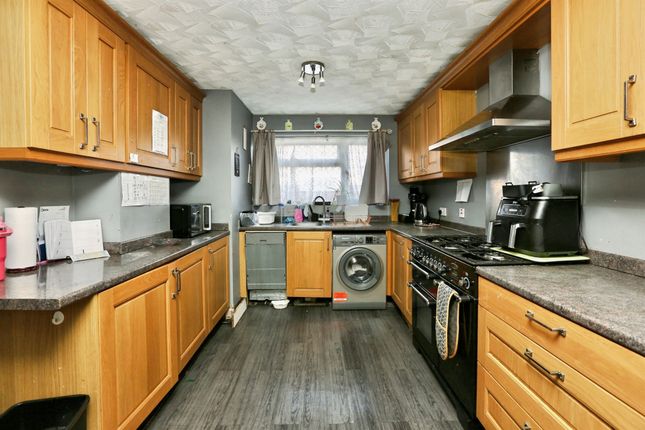 3, Forest Way, Gosport photo 4