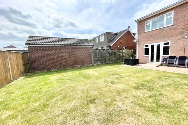 Detached house to rent in Bradley Road, Waltham, Grimsby