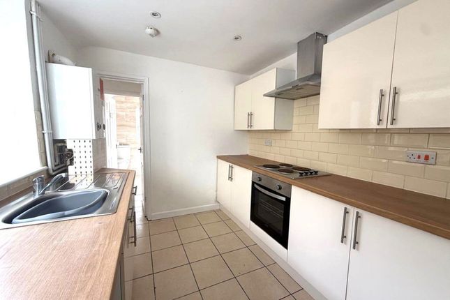 27, Coronation Place, Crosskeys photo 2