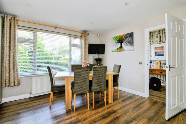 19, St. Andrews Close, Holsworthy photo 3