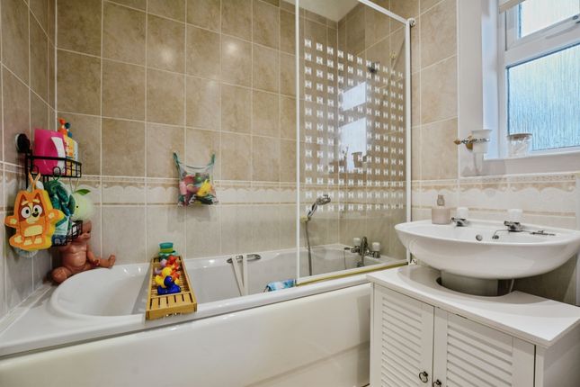 71, Lady Jane Franklin Drive, Spilsby photo 3