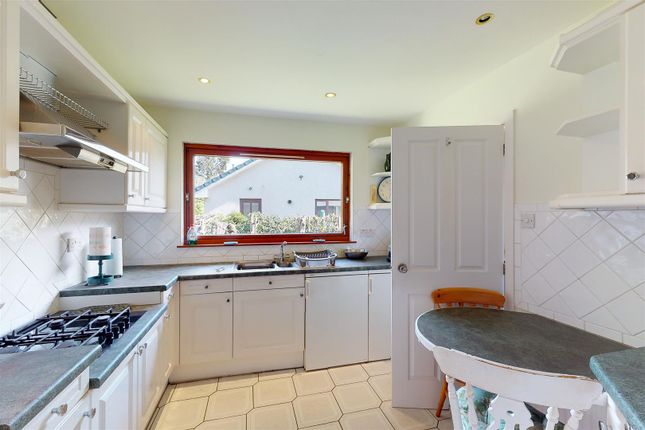 Rosemount Park Gardens Blairgowrie PH10 4 Bedroom Detached Bungalow 
