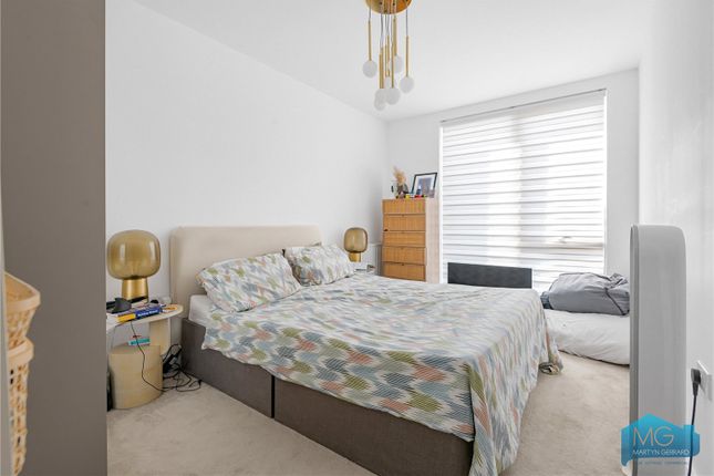 Flat 13, Aphrodite Court, 15, Dollis Valley Drive, Barnet photo 4