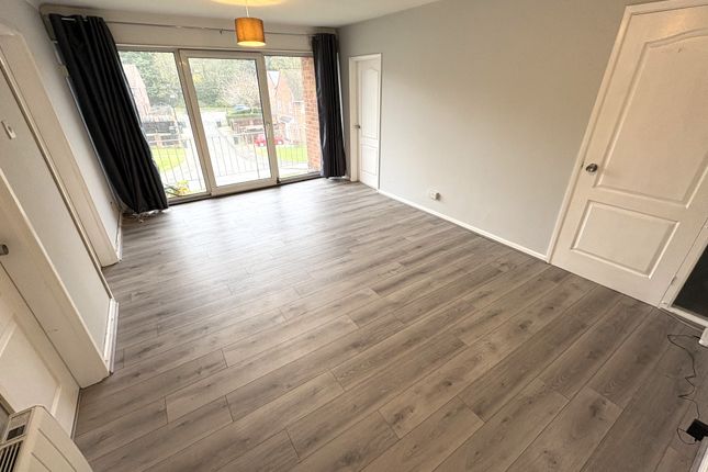 Bowfell Court, Coventry photo 4