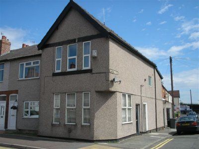 Thumbnail Flat to rent in New Chester Road, Wirral