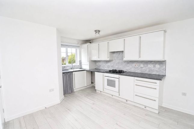 7, Simonside Road, Blaydon-On-Tyne photo 3
