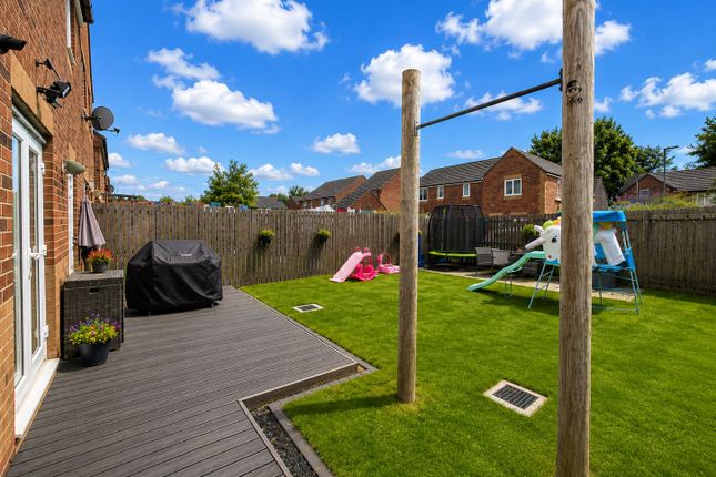 8, Field View, Ashington photo 2