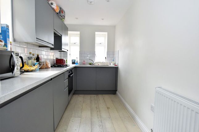 Flat 4, 10A, Winchcombe Street, Cheltenham photo 5
