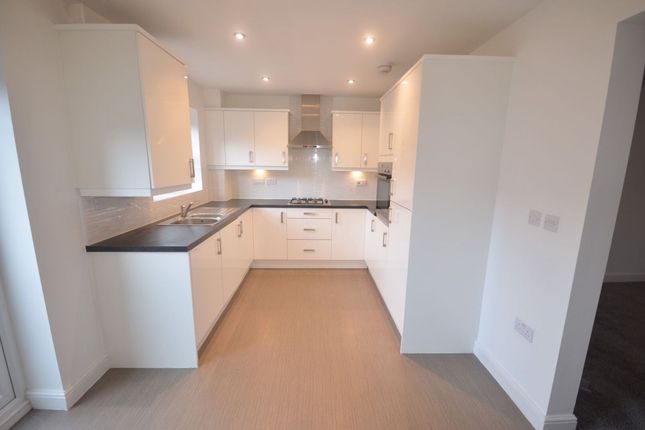 24 Stanhill Road, Accrington photo 3