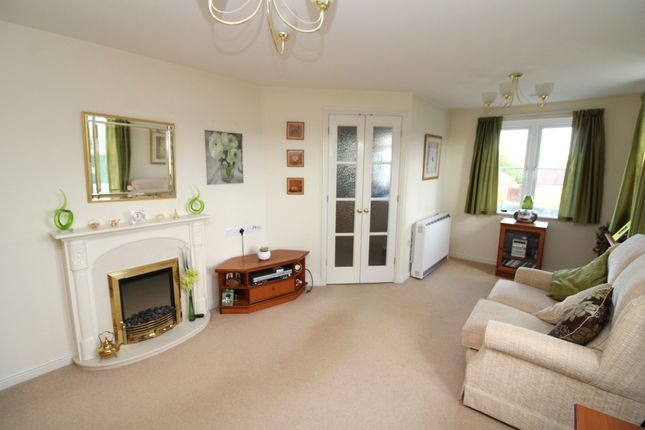 25 Hughenden Court Penn Road, High Wycombe photo 2