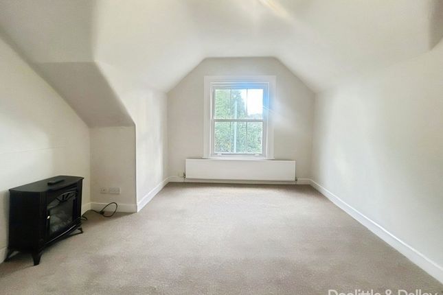 23D, Birmingham Road, Worcestershire photo 2