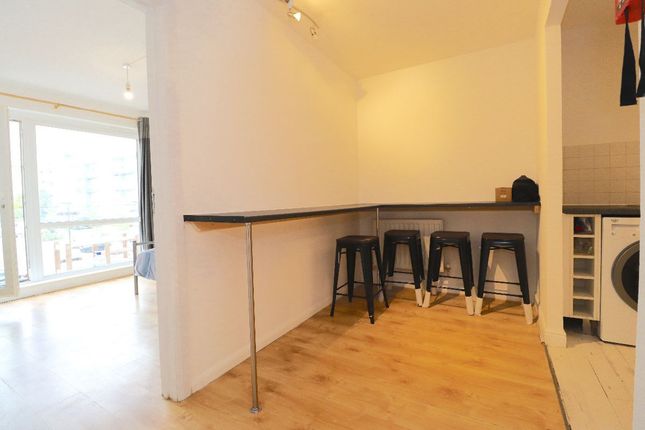 Clarkson Court, Hatfield, AL10, London photo 2