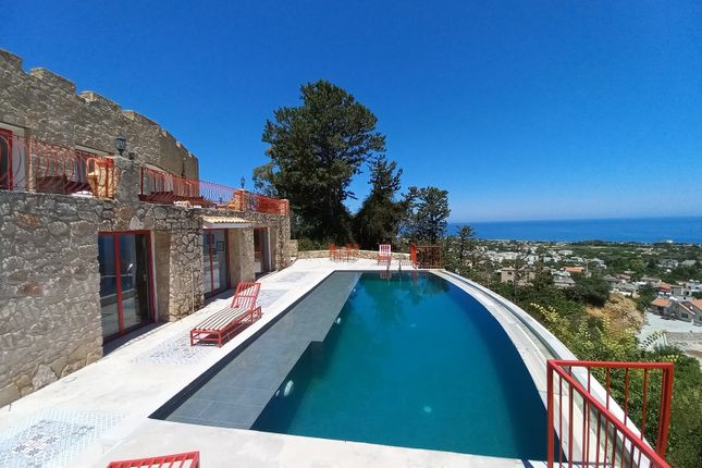 Villa for sale in Lapta, Cyprus