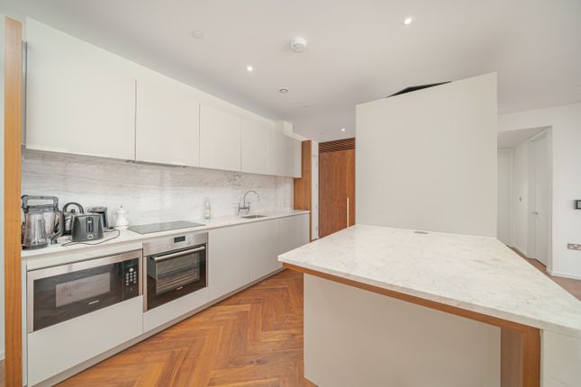 Thumbnail Flat to rent in New Union Square, London