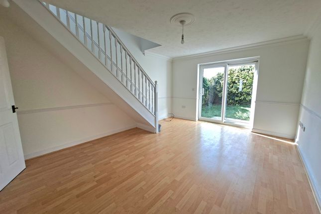 14, Knights Mews, Peterborough photo 5