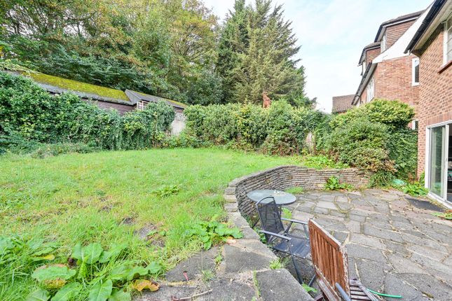 Ullswater Crescent, Kingston photo 4