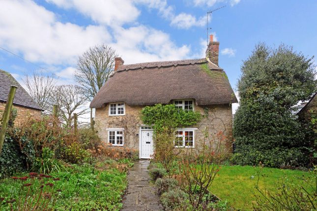 Thumbnail Detached house for sale in The Square, Aynho