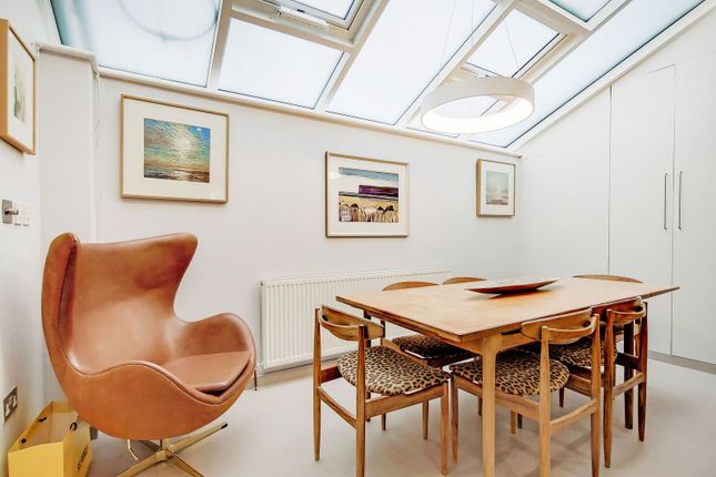 Wyndham Mews, Marylebone photo 3