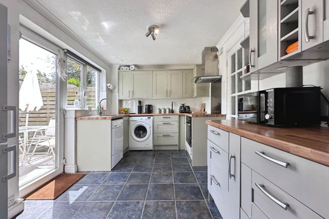 22, Penmere Close, Helston photo 2