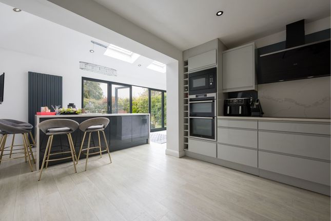 1 Daisy Way, Southport photo 4