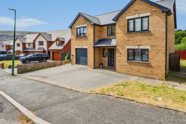 17, Beech Tree Crescent, Abertillery photo 4
