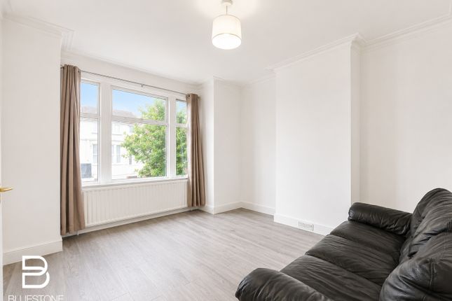 Copy, 58, Undine Street, London photo 4