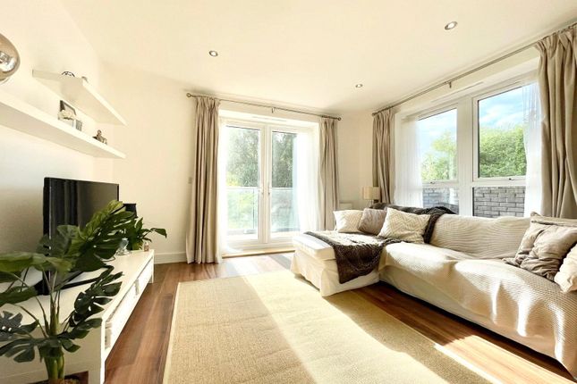 Skylark House, Reading photo 2