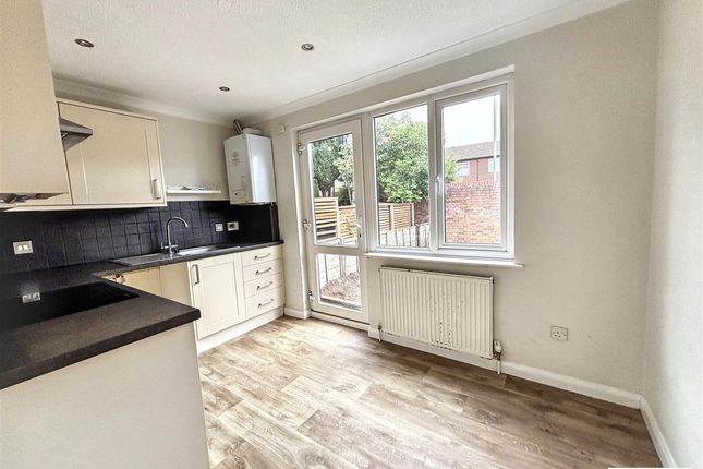 7, Nurseries Close, Topsham photo 4