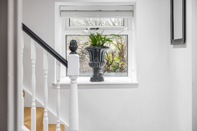 White Rose Cottage, 1, Tetbury Hill, Gloucestershire photo 3