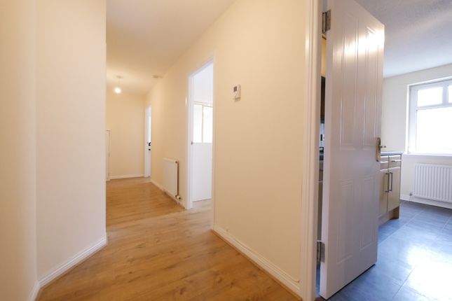 Sinclair Place, Slateford, Edinburgh, EH11 1AH, Edinburgh photo 3