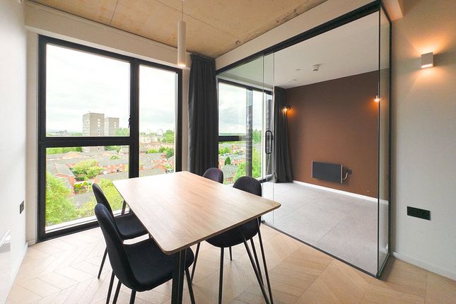 Flat to rent in Spinners Way, Castlefield, Manchester