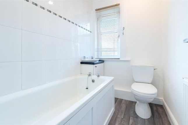 21, Letham Avenue, Fife photo 4