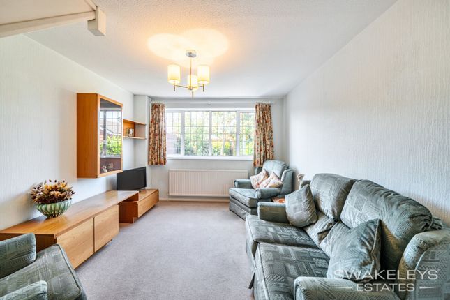 23 Melville Close, Uxbridge photo 4