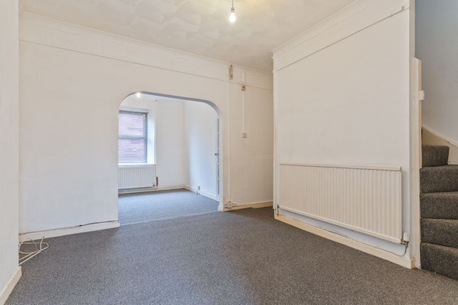 28 Kemys Street, Pontypool photo 4