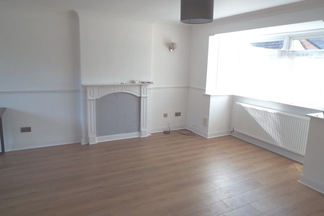 3, Nunnington Close, Hull photo 2