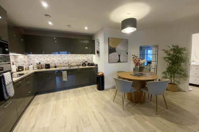 Flat 3, 2 Walters Close, Snodland photo 4
