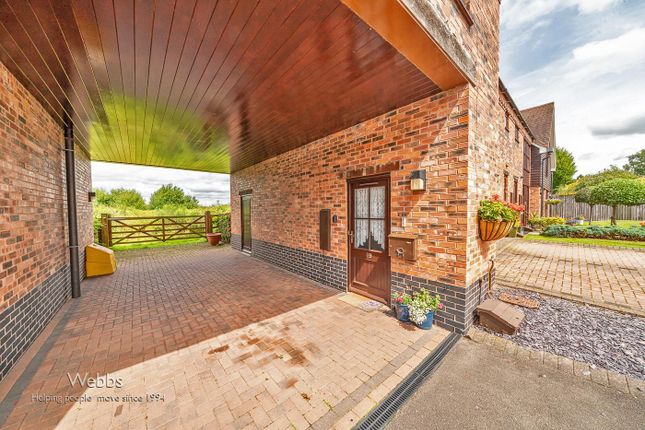 19, Wood End Farm, Sutton Road, Walsall photo 2