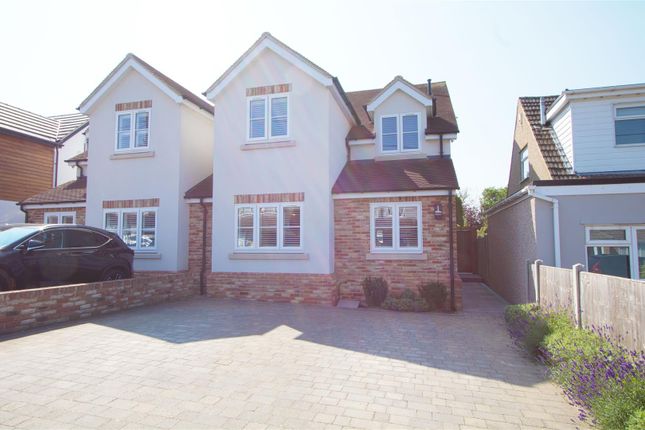 44, Scrub Rise, Billericay photo 2